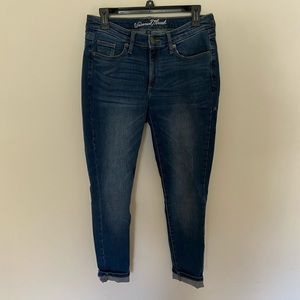 Curvy skinny jeans size 8